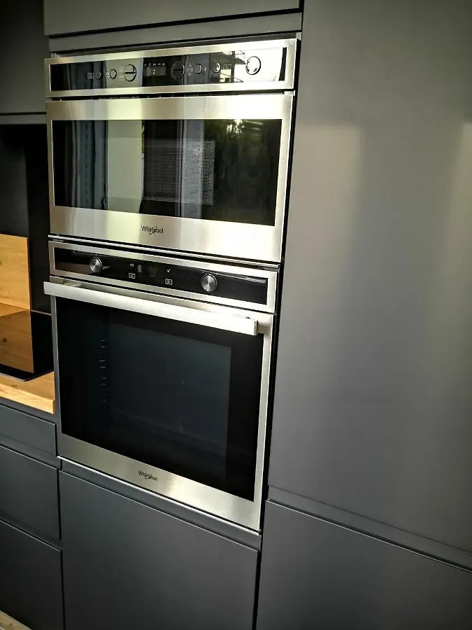 Apartment Studio Moderne, Place Parking Prive, Emplacement Ideal A 100 M Du Lac. Annecy France